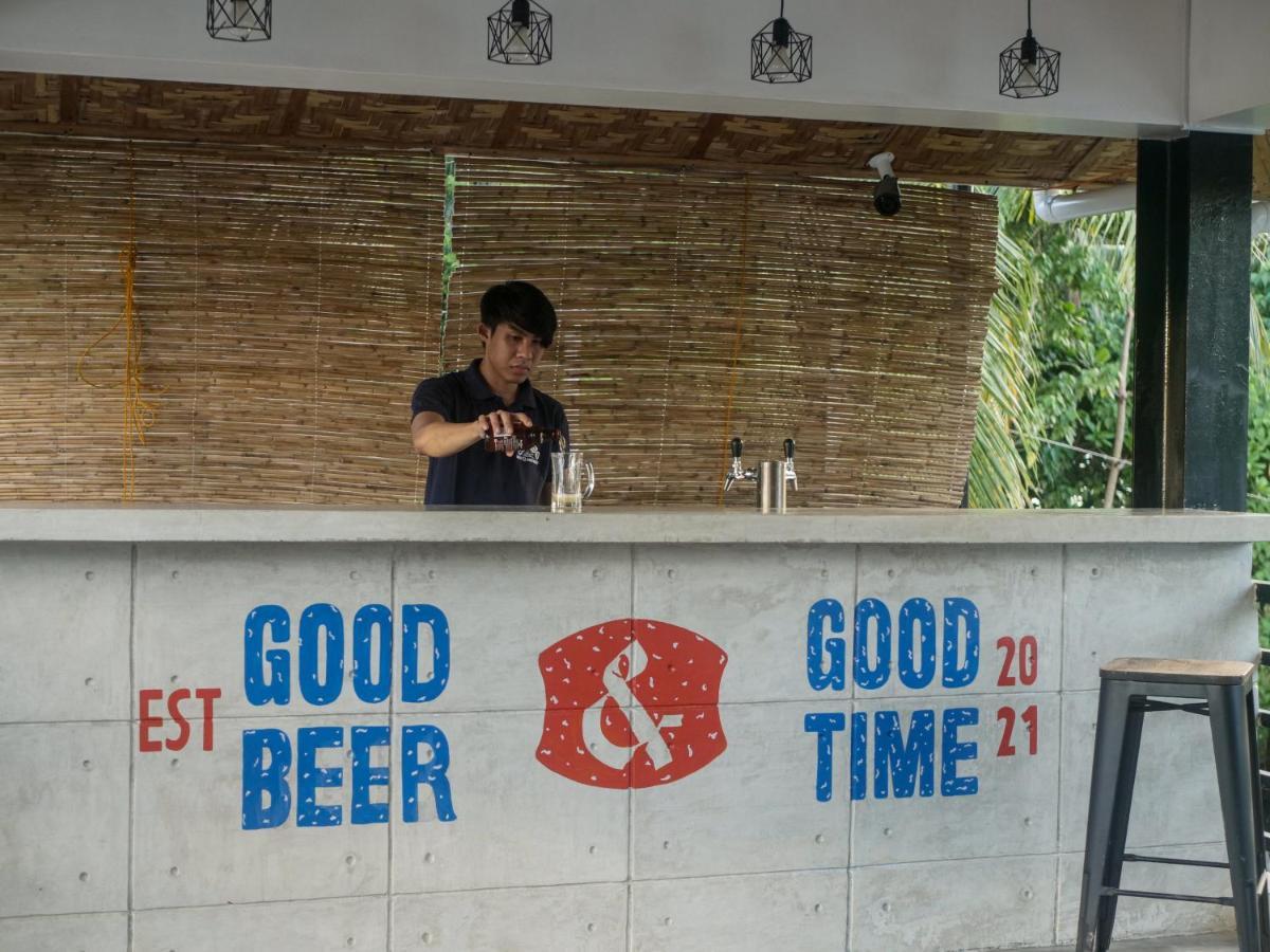 Siargao Bed And Brewery Hotel General Luna  Ngoại thất bức ảnh
