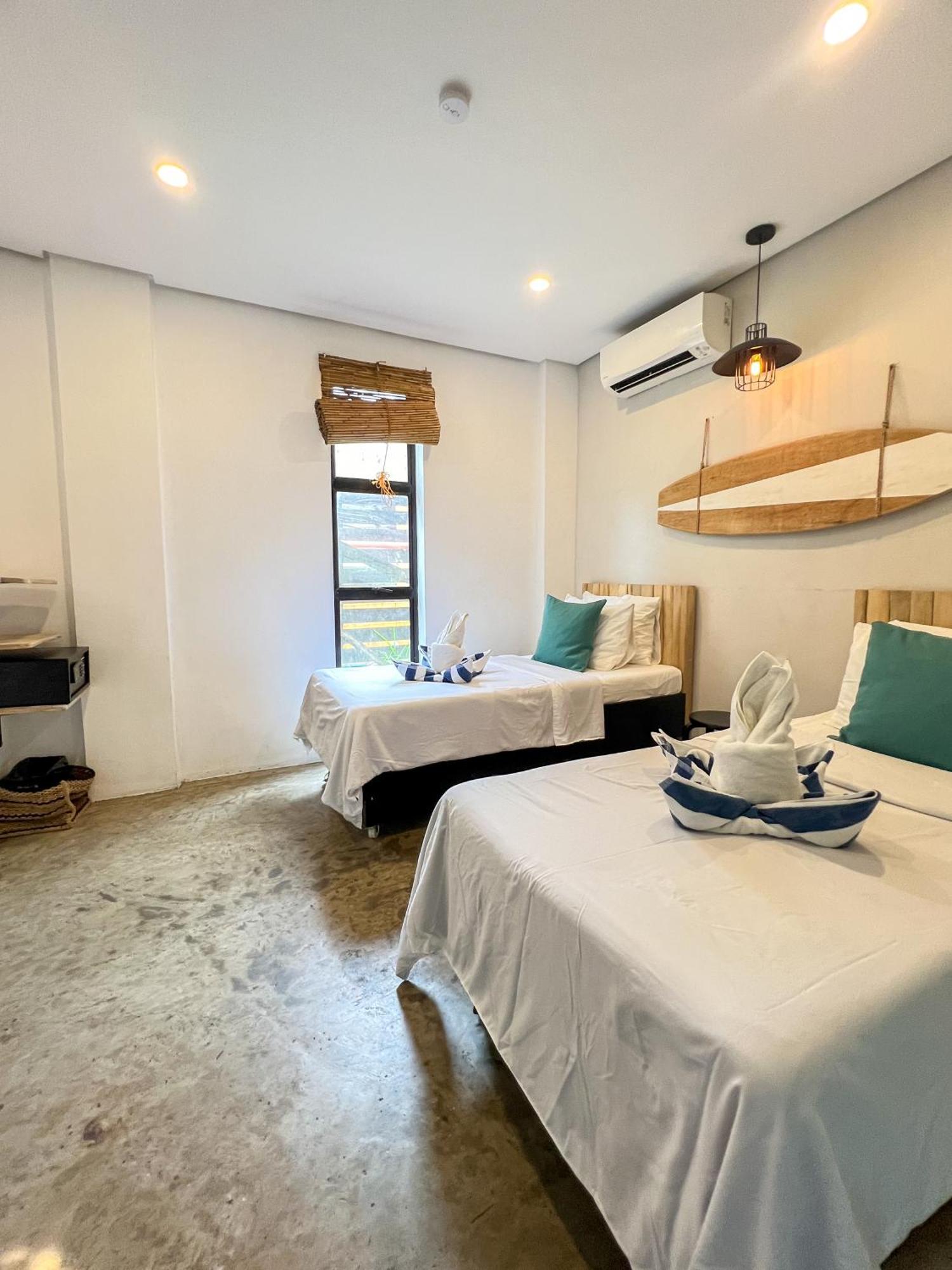 Siargao Bed And Brewery Hotel General Luna  Ngoại thất bức ảnh
